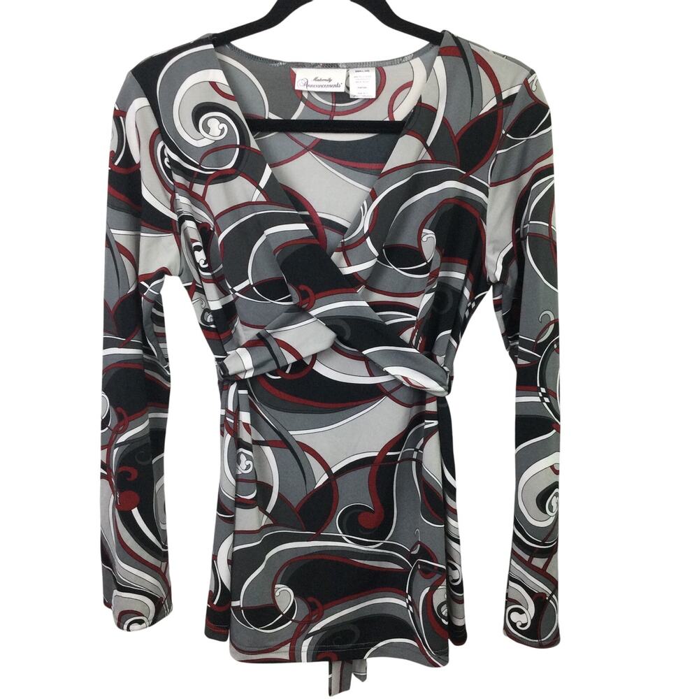 Maternity Announcements Women's Geo Pattern Wrap Back Tie V-Neck Blouse S